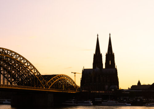 Kölner Dom im Abendlicht